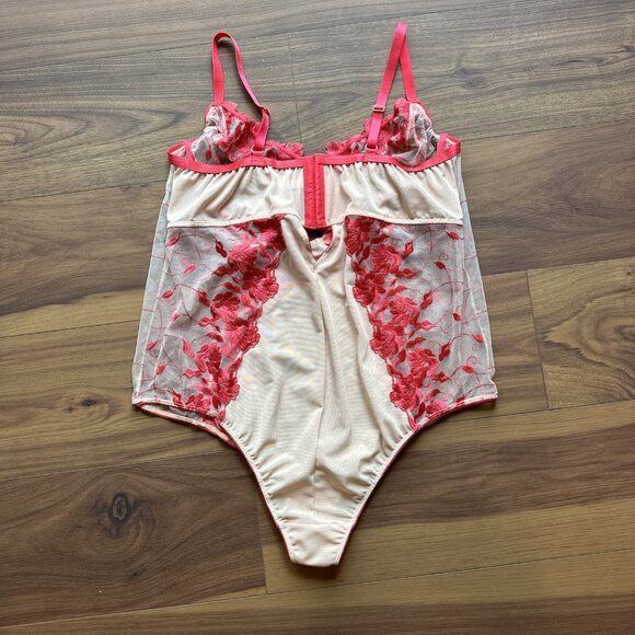 NWT Boysenberry Pink Two Tone Floral Embroidered Sheer Mesh Bodysuit Size 3X 3 - Picture 6 of 7